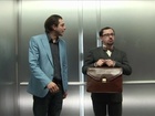 The Marvellous Flying Box - Alex en train